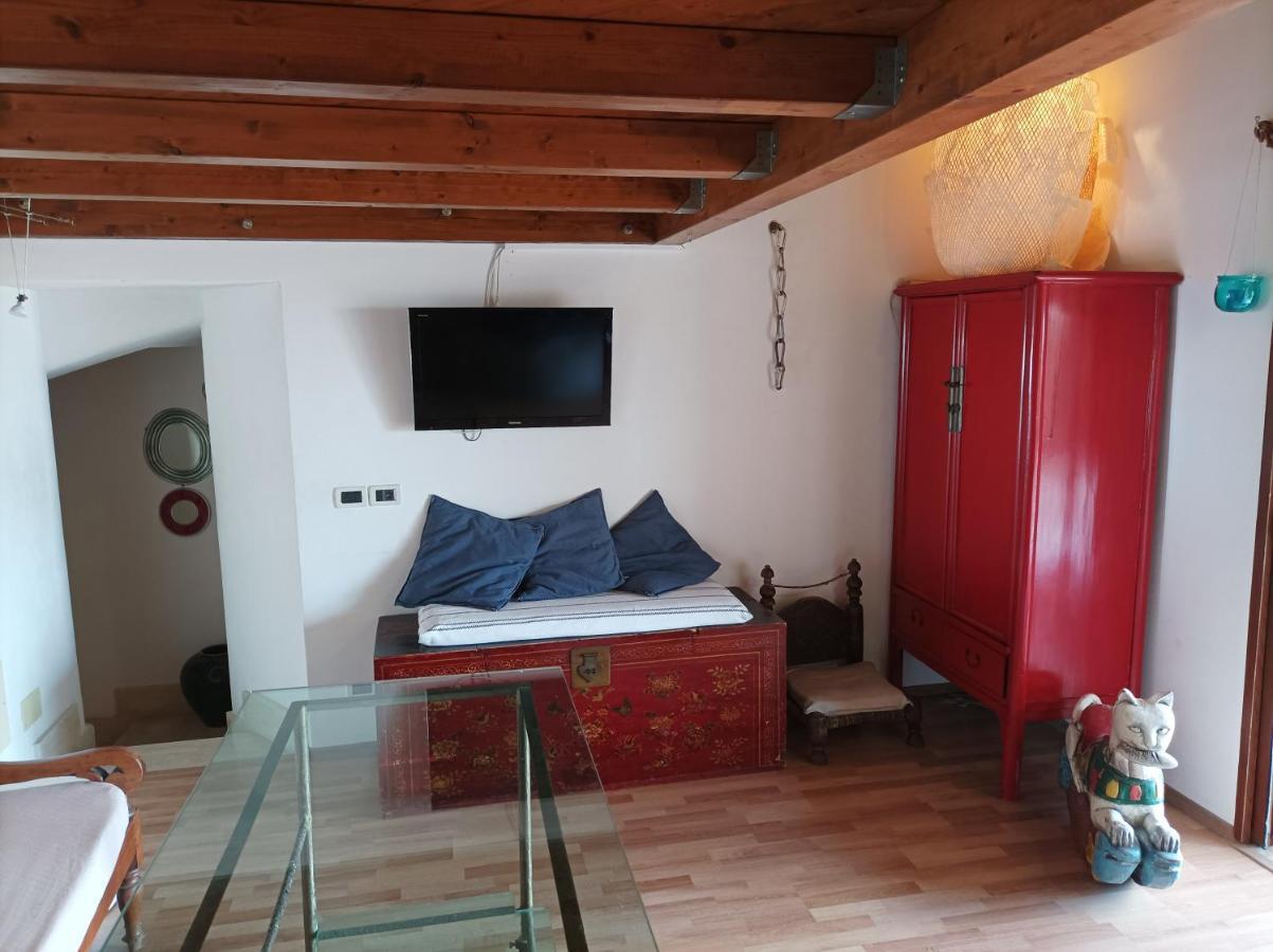 Aly Art Apartment Taormina Duomo, Gulf & Etna View Exterior photo